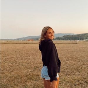 Meet your Posher, Bella